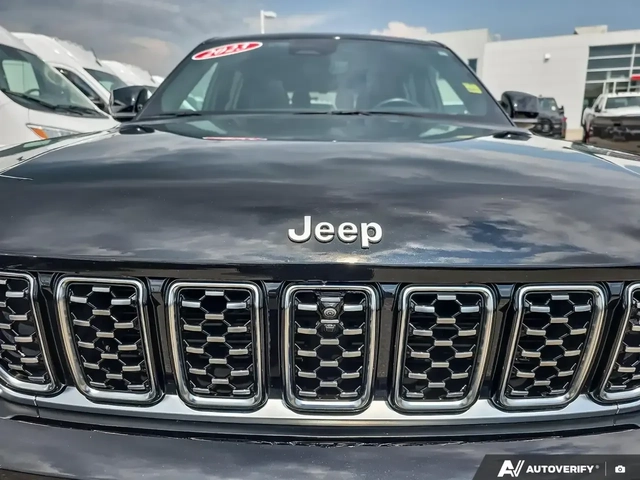 Jeep Grand cherokee Summit Reserve* МАСАЖ* 6места* V8 HEMI* FULL - автомобили, коли, обяви за нови и употребявани 4