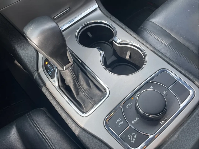 Jeep Grand cherokee Limited * Панорама* Цена до България - автомобили, коли, обяви за нови и употребявани 8