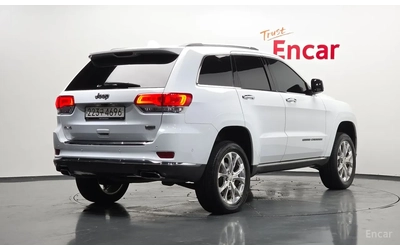 Jeep Grand cherokee 3.6 V6| 4x4Summit| Пано| Дистроник| Въздушно окачв - автомобили, коли, обяви за нови и употребявани 12