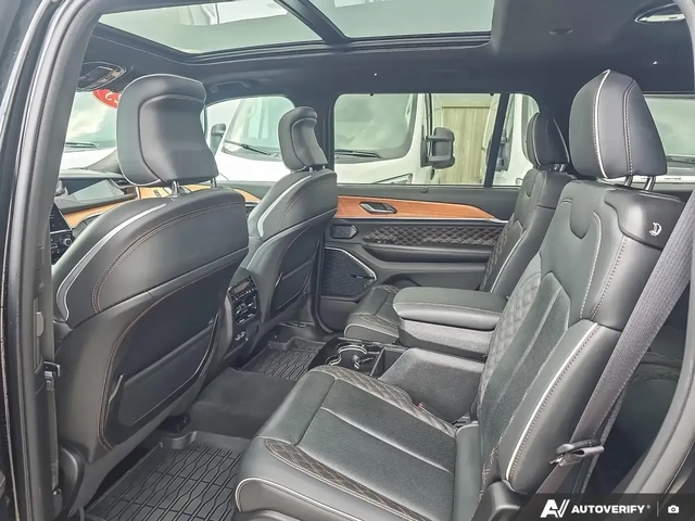 Jeep Grand cherokee Summit Reserve* МАСАЖ* 6места* V8 HEMI* FULL - автомобили, коли, обяви за нови и употребявани 9