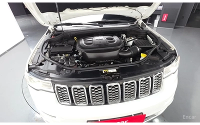 Jeep Grand cherokee 3.6 V6| 4x4Summit| Пано| Дистроник| Въздушно окачв - автомобили, коли, обяви за нови и употребявани 13
