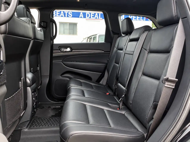 Jeep Grand cherokee High Altitude V8 | AS IS | 4X4 4x4 - автомобили, коли, обяви за нови и употребявани 19