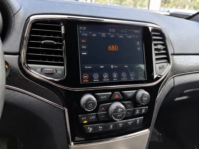 Jeep Grand cherokee High Altitude V8 | AS IS | 4X4 4x4 - автомобили, коли, обяви за нови и употребявани 8