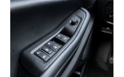 Jeep Grand cherokee Laredo | 7-Seater | Keyless Entry | Blind Spot 4x4 - автомобили, коли, обяви за нови и употребявани 13