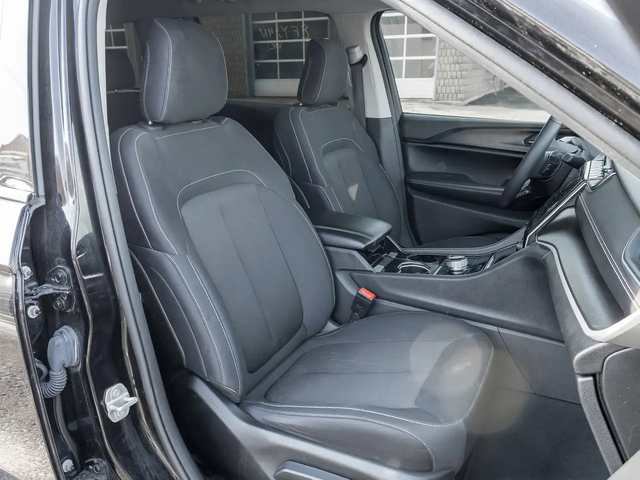 Jeep Grand cherokee Laredo | 7-Seater | Keyless Entry | Blind Spot 4x4 - автомобили, коли, обяви за нови и употребявани 18