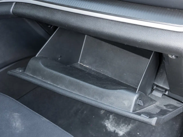 Jeep Grand cherokee Laredo | 7-Seater | Keyless Entry | Blind Spot 4x4 - автомобили, коли, обяви за нови и употребявани 19