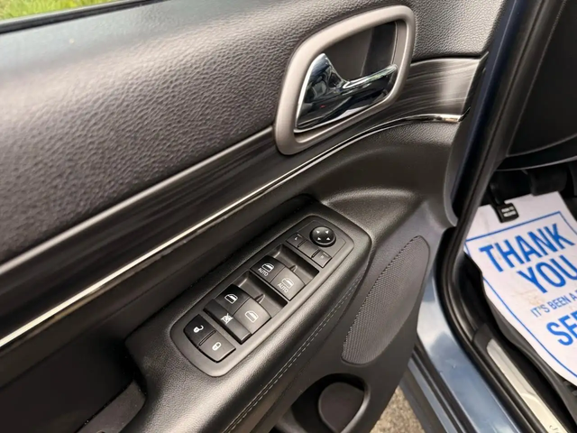 Jeep Grand cherokee Limited 4x4 - автомобили, коли, обяви за нови и употребявани 10