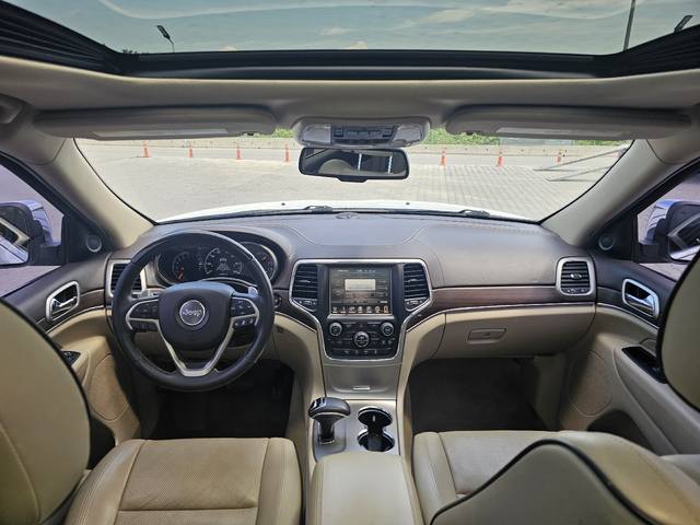 Jeep Grand cherokee Overland - автомобили, коли, обяви за нови и употребявани 12