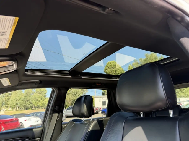 Jeep Grand cherokee OVERLAND V8 5.7L 4X4 CUIR TOIT PANORAMIQUE FULL! 4x4 - автомобили, коли, обяви за нови и употребявани 13