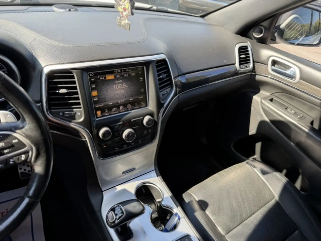Jeep Grand cherokee OVERLAND V8 5.7L 4X4 CUIR TOIT PANORAMIQUE FULL! 4x4 - автомобили, коли, обяви за нови и употребявани 16