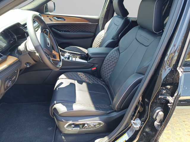 Jeep Grand Cherokee SUMMIT - автомобили, коли, обяви за нови и употребявани 14