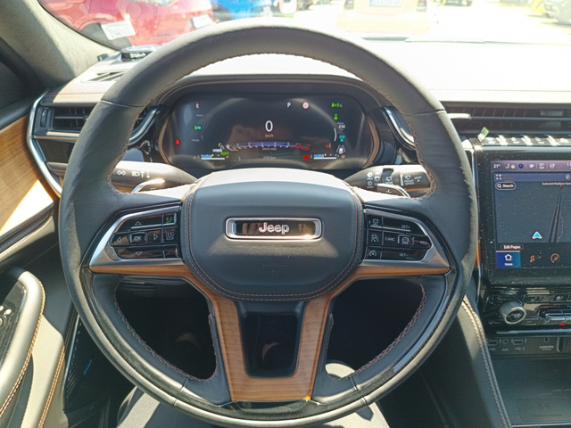 Jeep Grand Cherokee SUMMIT - автомобили, коли, обяви за нови и употребявани 9