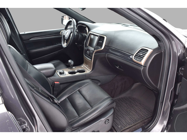 Jeep Grand Wagoneer OVERLAND - автомобили, коли, обяви за нови и употребявани 11