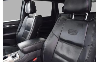 Jeep Grand Wagoneer OVERLAND - автомобили, коли, обяви за нови и употребявани 12