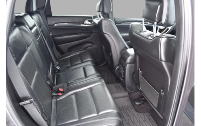 Jeep Grand Wagoneer OVERLAND - автомобили, коли, обяви за нови и употребявани 7