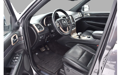 Jeep Grand Wagoneer OVERLAND - автомобили, коли, обяви за нови и употребявани 8