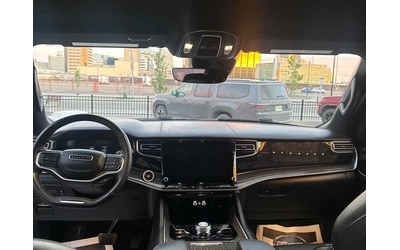 Jeep Grand Wagoneer SERIES III / CARFAX - автомобили, коли, обяви за нови и употребявани 7