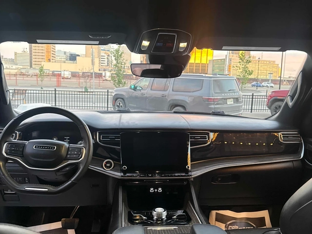 Jeep Grand Wagoneer SERIES III / CARFAX - автомобили, коли, обяви за нови и употребявани 7