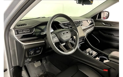Jeep Grand Wagoneer Grand Cherokee 4xe - автомобили, коли, обяви за нови и употребявани 12