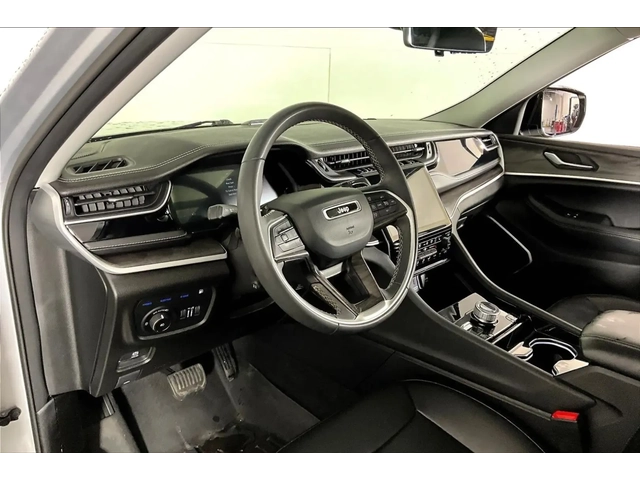 Jeep Grand Wagoneer Grand Cherokee 4xe - автомобили, коли, обяви за нови и употребявани 12