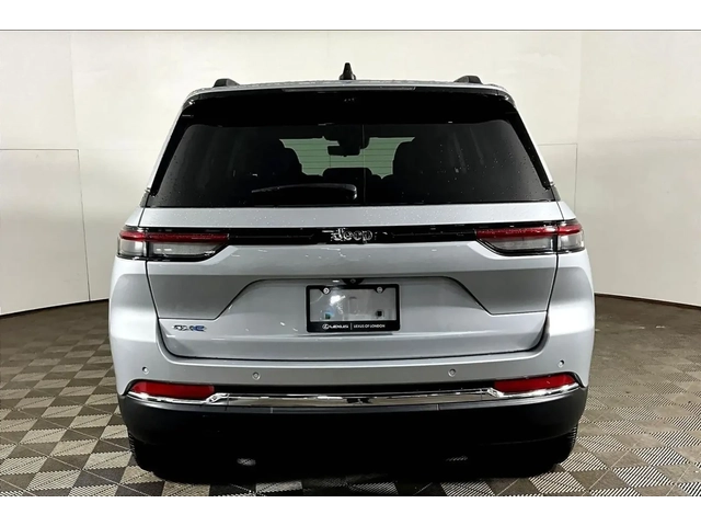 Jeep Grand Wagoneer Grand Cherokee 4xe - автомобили, коли, обяви за нови и употребявани 3
