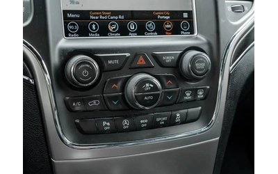 Jeep Grand Wagoneer Cherokee Limited - автомобили, коли, обяви за нови и употребявани 14