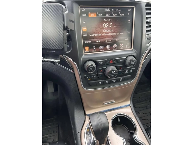 Jeep Grand Wagoneer Summit - автомобили, коли, обяви за нови и употребявани 10