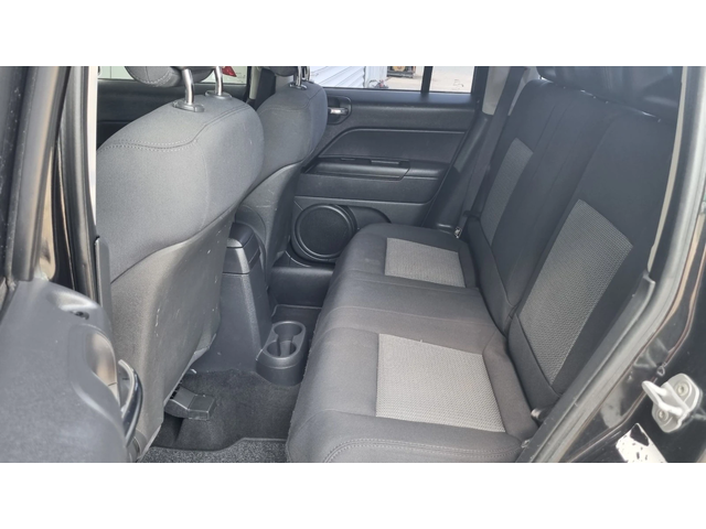 Jeep Patriot 2.2crd 163к.с. - автомобили, коли, обяви за нови и употребявани 12