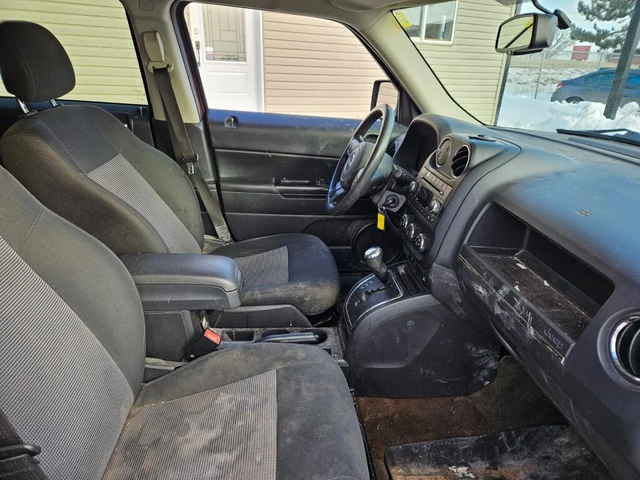 Jeep Patriot AвтоКредит* (ЦЕНА ДО БГ) - автомобили, коли, обяви за нови и употребявани 8