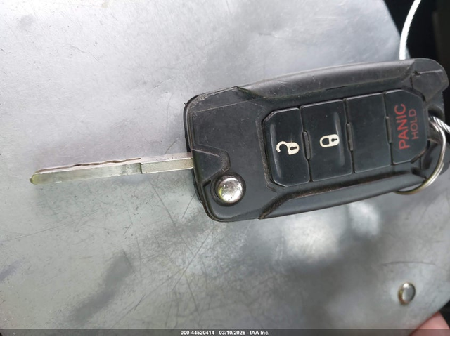 Jeep Renegade 2.4L I-4 VVT, 180HP 4X4 Drive - автомобили, коли, обяви за нови и употребявани 10