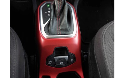 Jeep Renegade 2,0d 170ps 4x4 AUTOMATIC - автомобили, коли, обяви за нови и употребявани 11