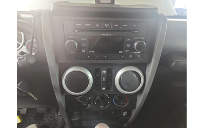 Jeep Wrangler SAHARA* ДЪЛГА БАЗА* РЪЧКА - автомобили, коли, обяви за нови и употребявани 10