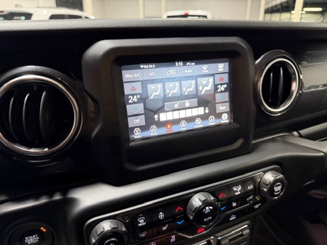 Jeep Wrangler 2.0L 4cyl 4WD - автомобили, коли, обяви за нови и употребявани 11