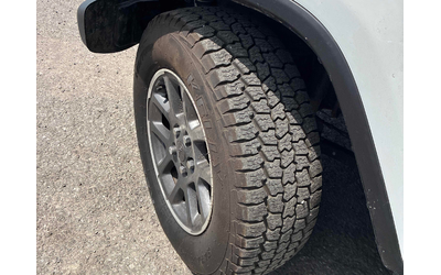 Jeep Wrangler 2.0L 4cyl 4WD - автомобили, коли, обяви за нови и употребявани 13