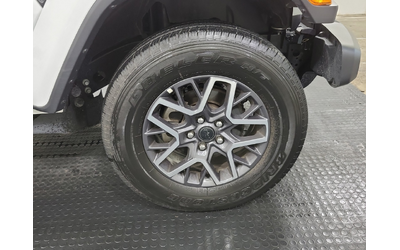 Jeep Wrangler 2.0L 4cyl 4WD - автомобили, коли, обяви за нови и употребявани 6