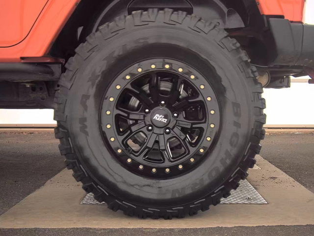 Jeep Wrangler Unlimited Rubicon Hard Rock Edition - автомобили, коли, обяви за нови и употребявани 6