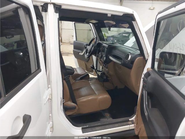 Jeep Wrangler UNLIMITED RUBICON / КОЖЕН САЛОН - автомобили, коли, обяви за нови и употребявани 6