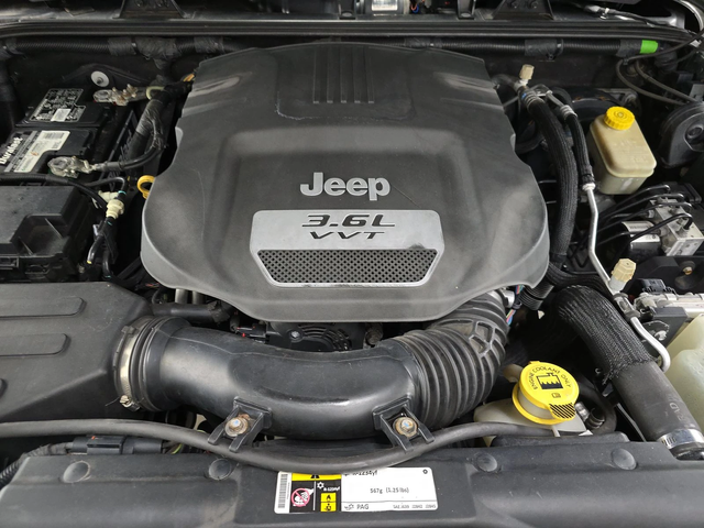 Jeep Wrangler Unlimited 75th Anniversary Edition - автомобили, коли, обяви за нови и употребявани 14