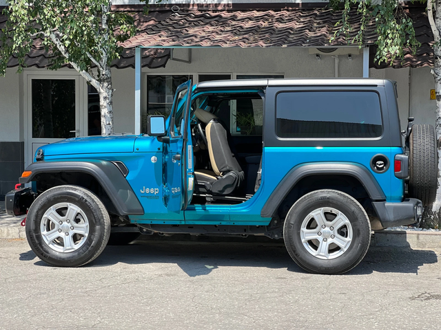 Jeep Wrangler 3.6 V6 Sport - автомобили, коли, обяви за нови и употребявани 6