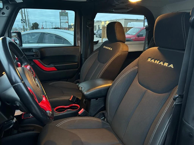 Jeep Wrangler Sahara 4WD - автомобили, коли, обяви за нови и употребявани 10