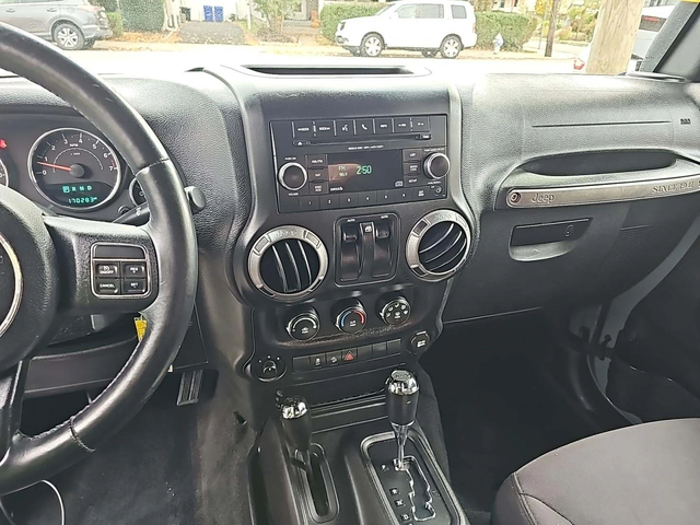 Jeep Wrangler Sport - автомобили, коли, обяви за нови и употребявани 6