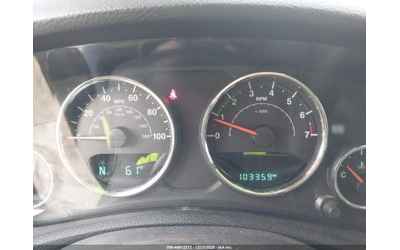 Jeep Wrangler UNLIMITED SAHARA - автомобили, коли, обяви за нови и употребявани 6