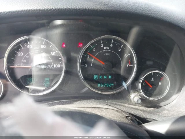 Jeep Wrangler UNLIMITED SAHARA - автомобили, коли, обяви за нови и употребявани 14