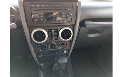 Jeep Wrangler - автомобили, коли, обяви за нови и употребявани 9