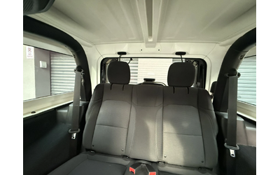 Jeep Wrangler 2.0TURBO| SPORT| РЕАЛНИ КМ!| КАСКО - автомобили, коли, обяви за нови и употребявани 9