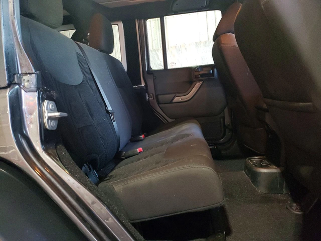 Jeep Wrangler 3.6* UNLIMITED SPORT* РЕАЛНИ КМ - автомобили, коли, обяви за нови и употребявани 9