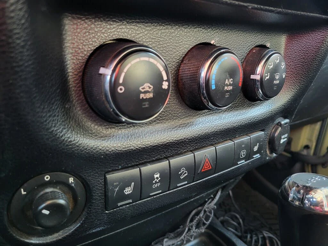 Jeep Wrangler RUBIKON - автомобили, коли, обяви за нови и употребявани 12