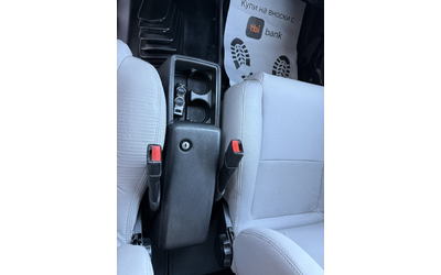 jeep-wrangler-4-0-avtomat-klima - 2