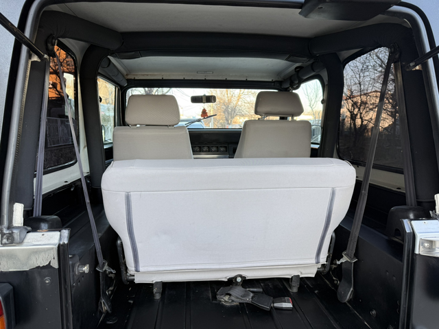 Jeep Wrangler 4.0 AVTOMAT KLIMA - автомобили, коли, обяви за нови и употребявани 3