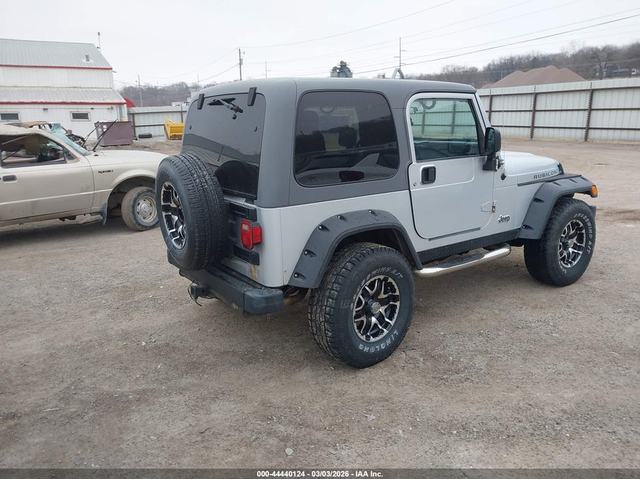 Jeep Wrangler 4.0L I-6 190HP 4X4 Drive - автомобили, коли, обяви за нови и употребявани 3